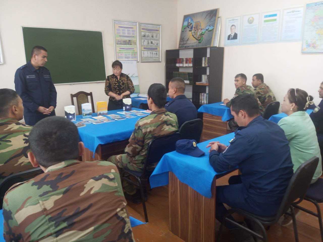 “Qadring baland bo‘lsin, ona tilim!” nomli davra suhbati